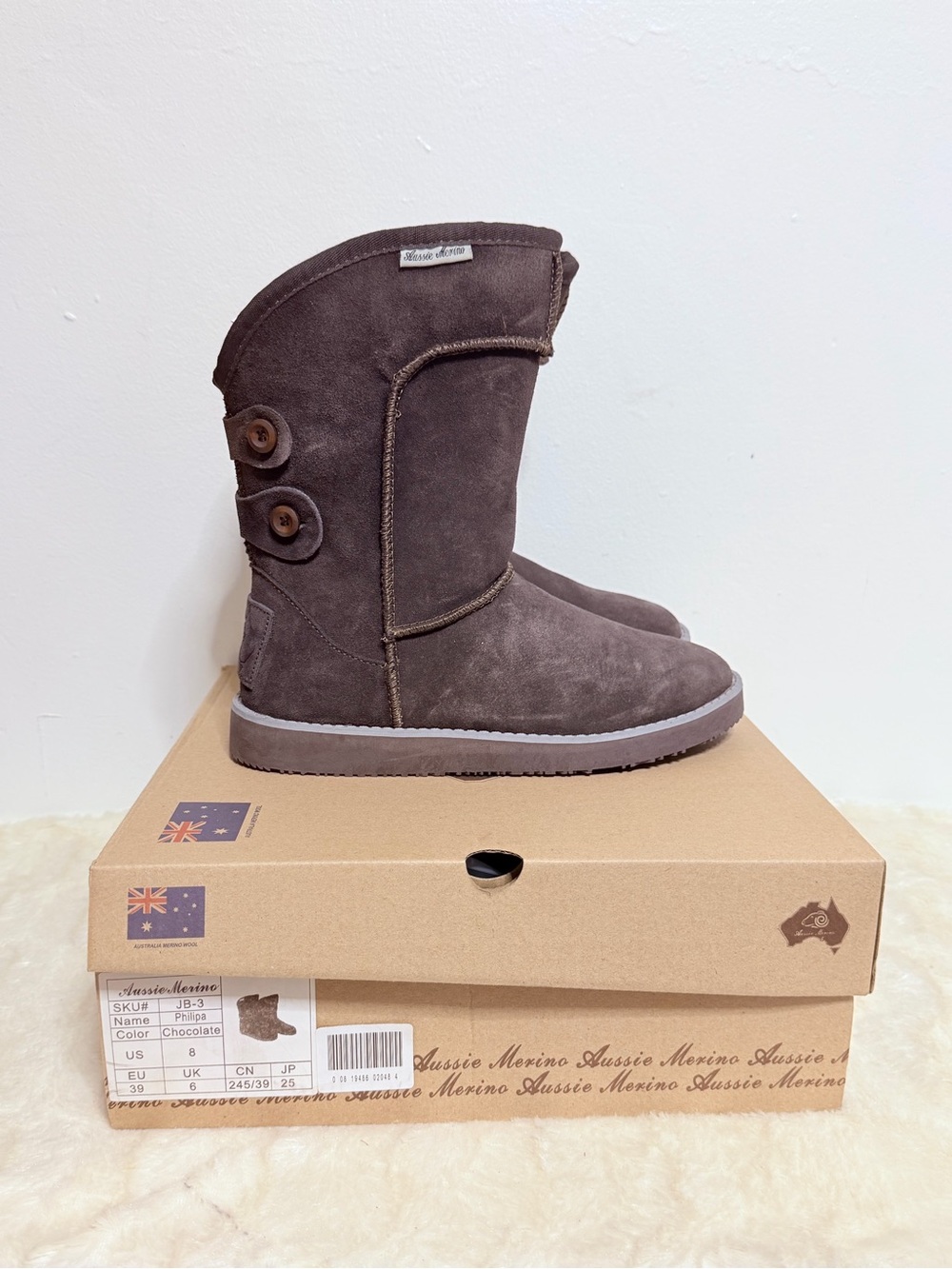 Aussie Merino Australia merino wool chocolate boot size 8 new with tags